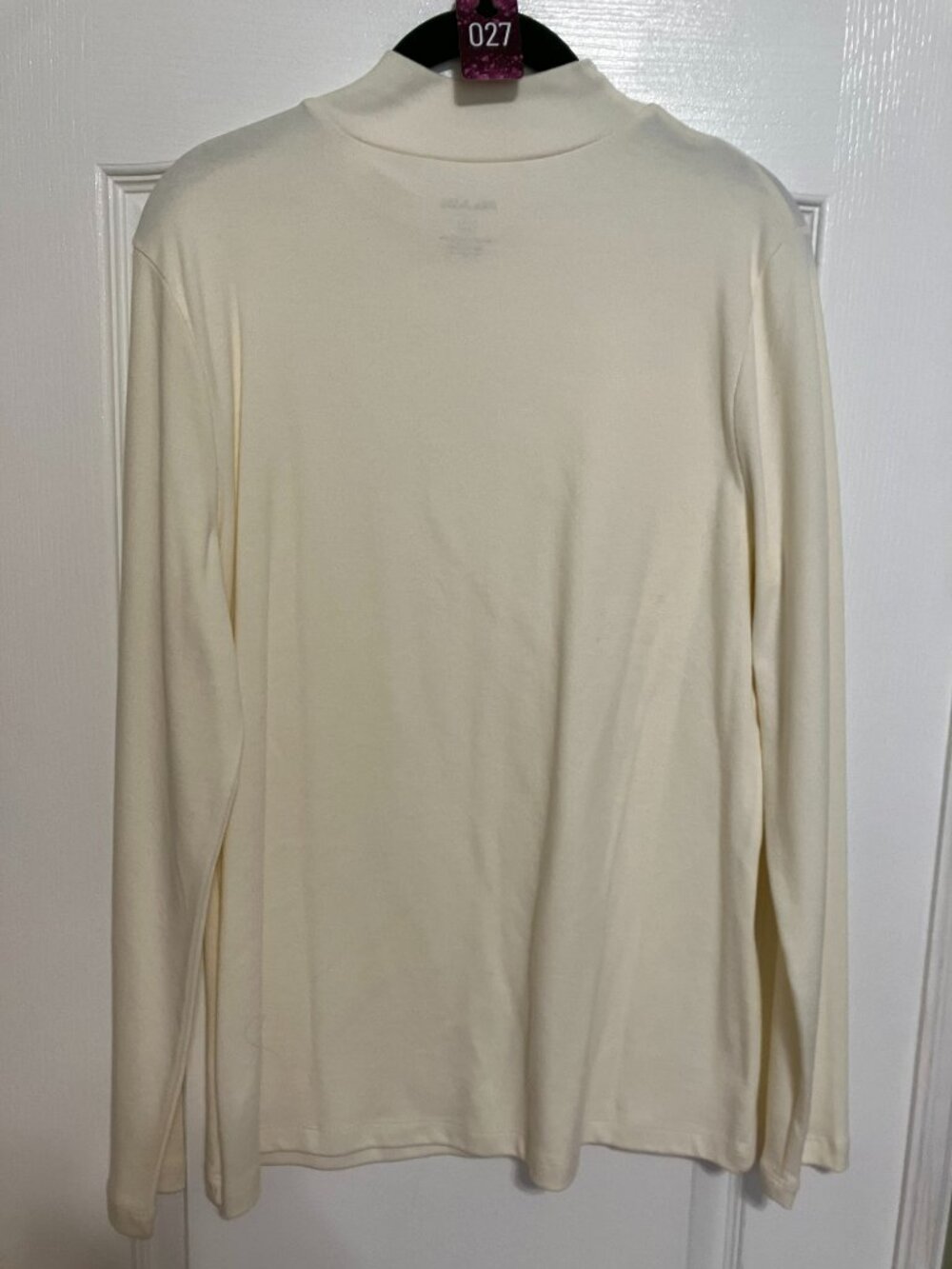 Ladies Pullover - Picture 3 of 3